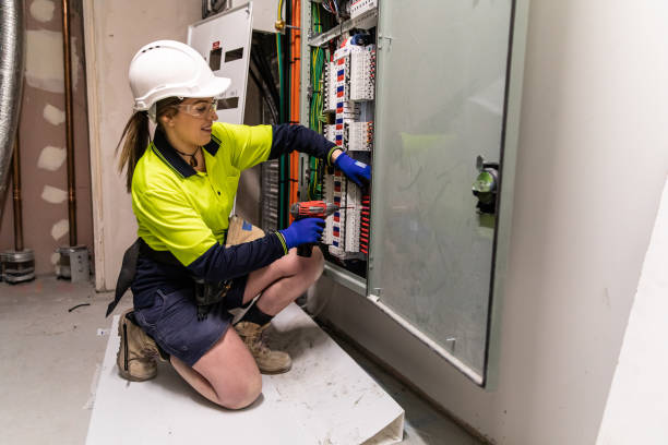 Best Circuit Breaker Repair  in Bellefontaine Neighbors, MO